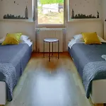 3 Bedroom Beautiful Apartment In Barban